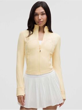lululemon Define Cropped Jacket Butter Cream